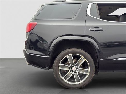 Used 2017 GMC Acadia Denali w/ Technology Package image 23