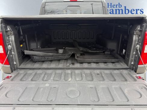 Used 2022 Ford Maverick Lariat w/ Lariat Luxury Package image 12