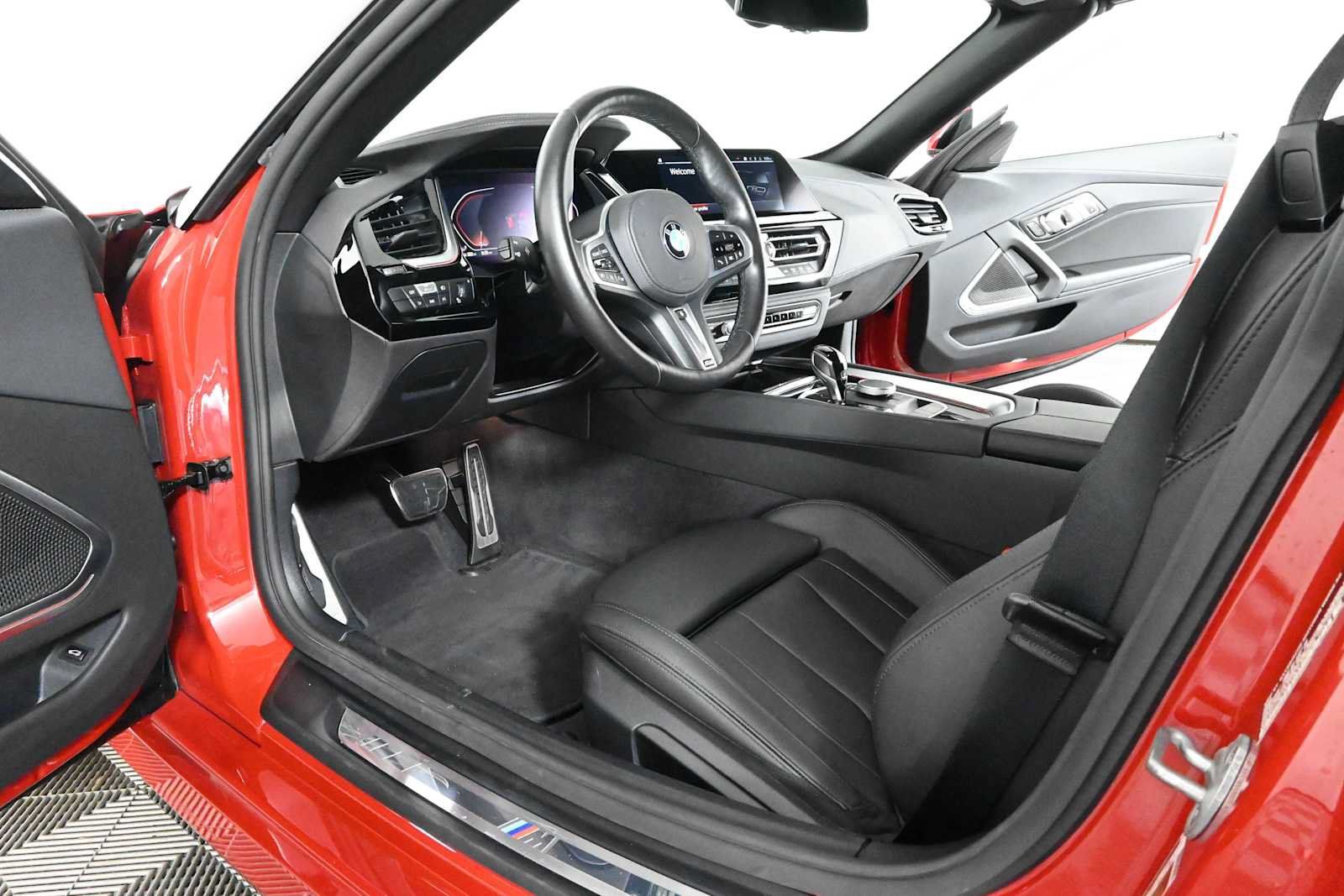 Used 2026 BMW Z4 sDrive30i RWD image 18