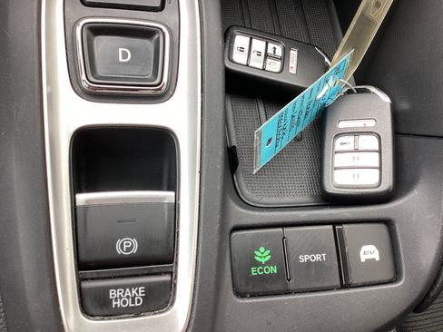 Used 2021 Honda Insight EX image 9
