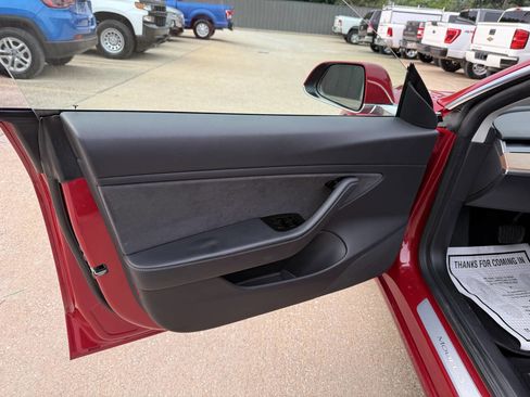 Used 2018 Tesla Model 3 Long Range RWD image 8
