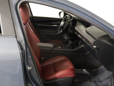 Used 2024 MAZDA MAZDA3 s image 26