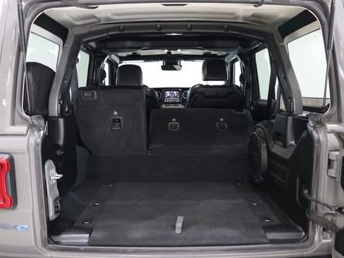 Used 2022 Jeep Wrangler Unlimited Rubicon 4xe w/ Dual Top Group AWD/4WD image 35