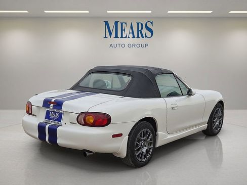 Used 2000 MAZDA MX-5 Miata image 5