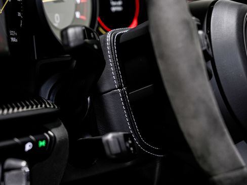 Used 2022 Porsche 911 GT3 image 24