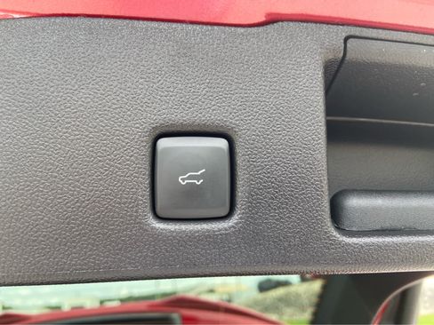 Used 2025 Ford Escape ST-Line w/ Tech Pack #1 AWD/4WD image 7
