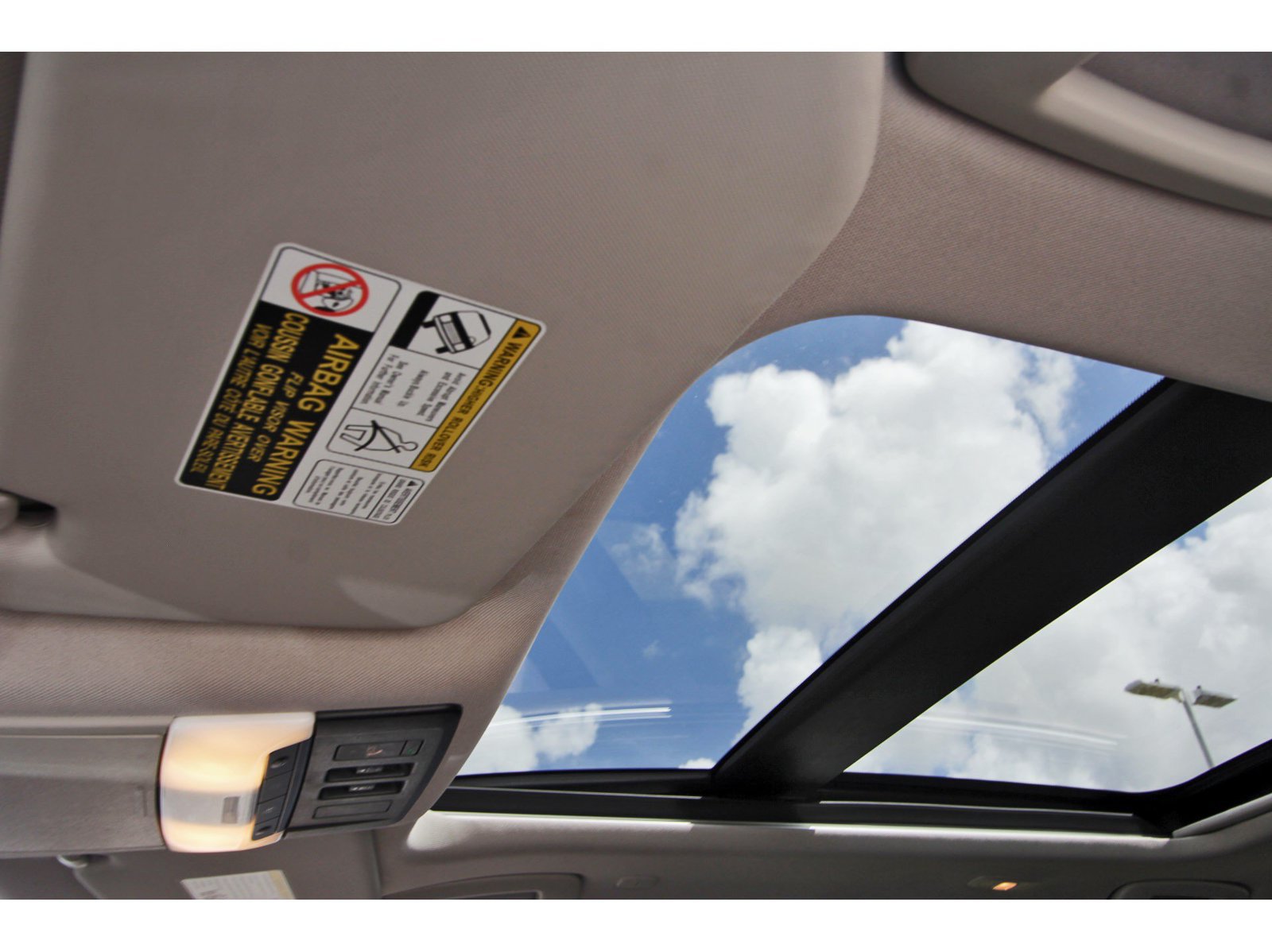 Used 2023 Nissan Rogue SV w/ SV Premium B Package FWD image 30
