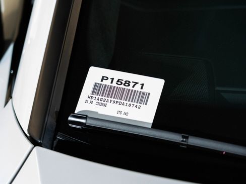 Certified 2023 Porsche Cayenne GTS AWD/4WD image 28