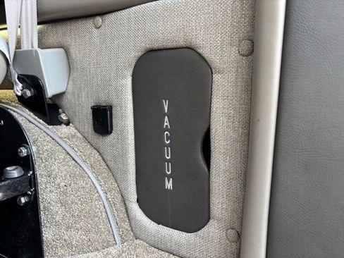 Used 2022 GMC Savana 2500 w/ Enhanced Convenience Package RWD image 12