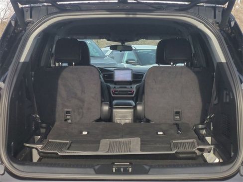 Used 2023 Ford Explorer XLT w/ Equipment Group 202A image 32