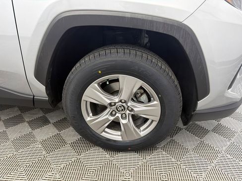 Used 2023 Toyota RAV4 XLE FWD image 13