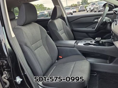 Used 2026 Nissan Rogue SV FWD image 18