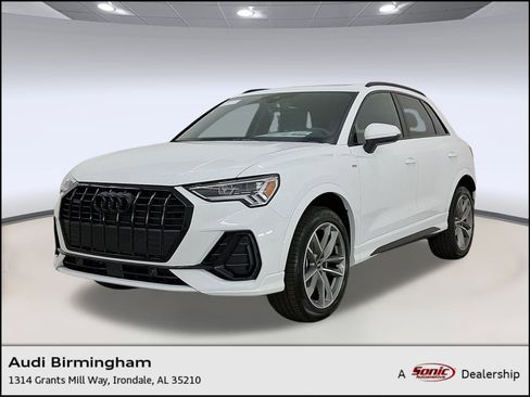 New 2025 Audi Q3 2.0T Premium image 1
