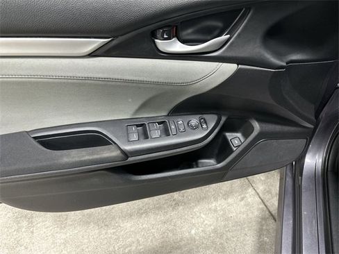 Used 2021 Honda Civic EX image 17