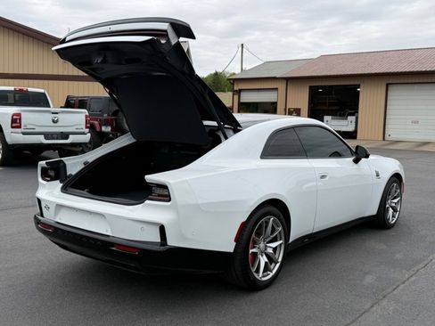 Used 2025 Dodge Charger Daytona Scat Pack w/ Track Pack AWD/4WD image 41