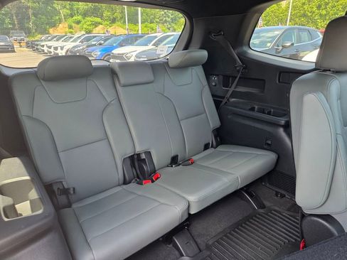 Used 2024 Kia Telluride EX X-Line AWD/4WD image 30