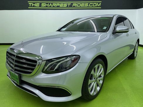 Used 2019 Mercedes-Benz E 300 4MATIC w/ Premium 1 Package image 5