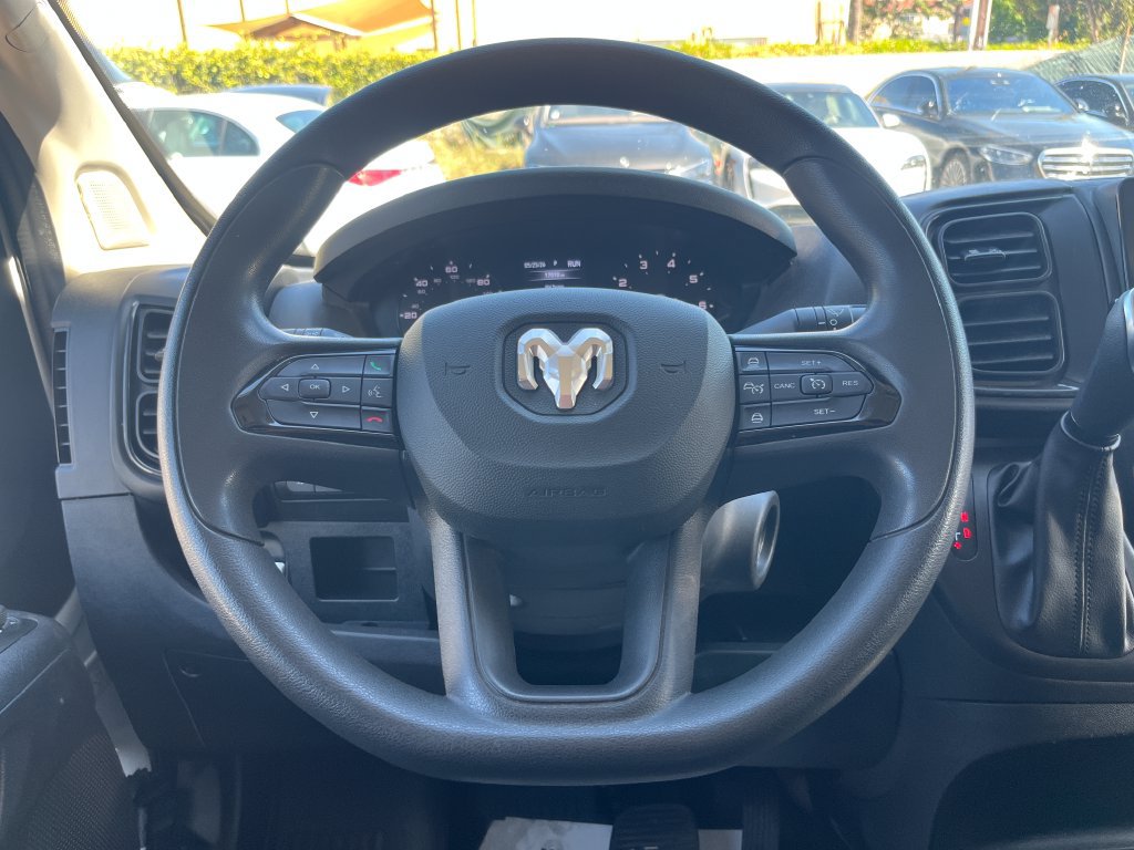 Used 2025 RAM ProMaster 2500 w/ Convenience Group FWD image 16