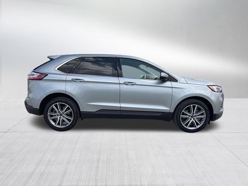 Used 2024 Ford Edge Titanium w/ Equipment Group 301A AWD/4WD image 5