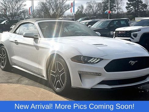 Used 2022 Ford Mustang Premium image 1