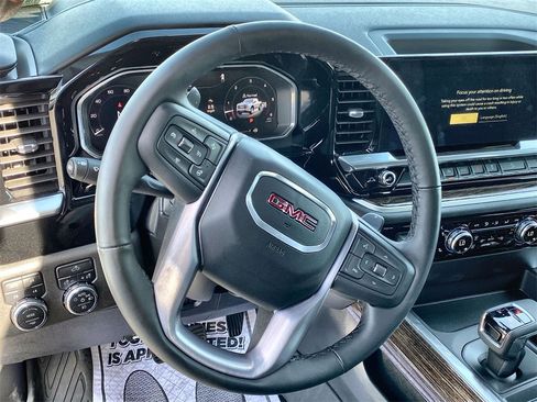 New 2026 GMC Sierra 1500 Elevation image 18