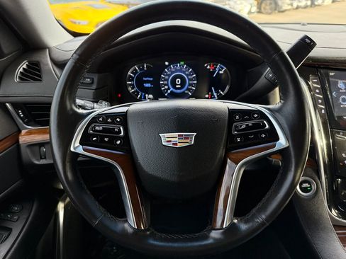 Used 2017 Cadillac Escalade Premium Luxury image 33