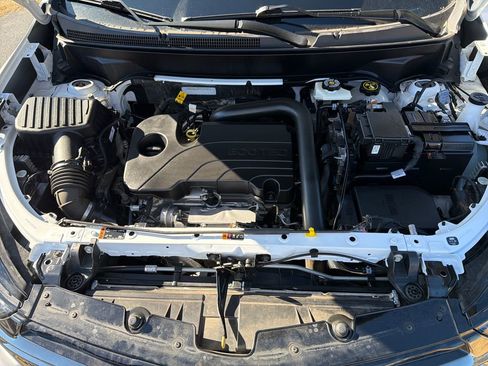 Used 2023 Chevrolet Equinox RS w/ RS Leather Package image 27