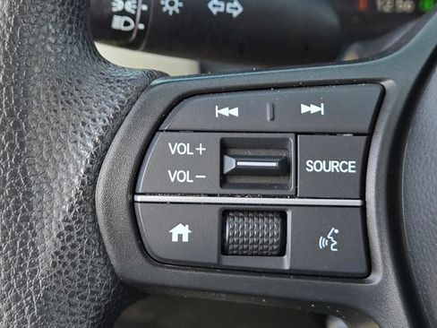Used 2023 Honda HR-V LX image 18