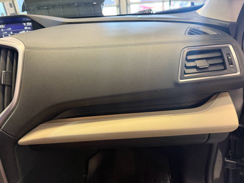 Used 2020 Subaru Ascent Touring w/ Popular Package #2A image 22