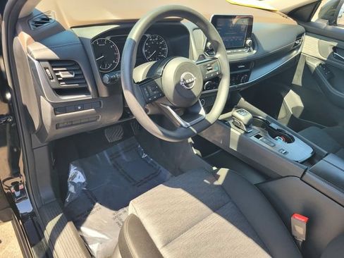 Certified 2023 Nissan Rogue SV FWD image 12