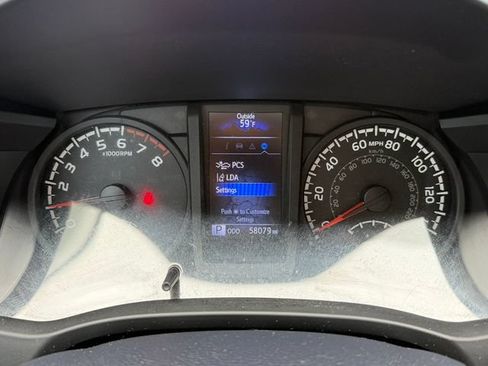 Used 2019 Toyota Tacoma SR w/ SR Convenience Package AWD/4WD image 18