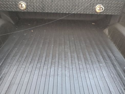 Used 2020 Chevrolet Silverado 1500 LT Trail Boss image 7