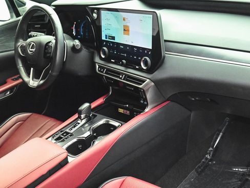 Used 2024 Lexus RX 350 F Sport image 32