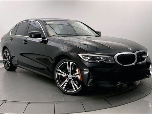 Used 2019 BMW 330i xDrive Sedan w/ Premium Package image 32