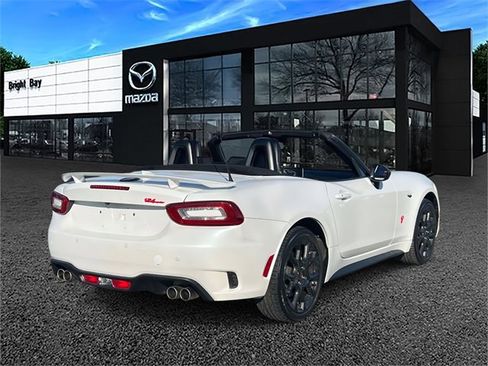 Used 2020 FIAT 124 Spider Abarth w/ Convenience Group image 4