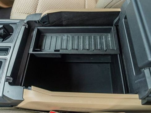 Used 2015 Ford F150 XLT w/ Equipment Group 302A Luxury image 32