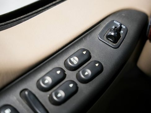 Used 2005 Ford F350 4x4 Crew Cab DRW Super Duty image 34