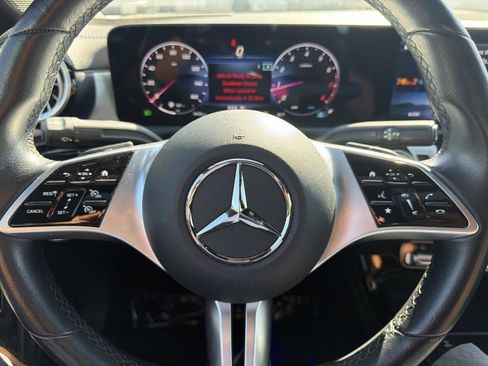 Used 2025 Mercedes-Benz CLA 250 image 16