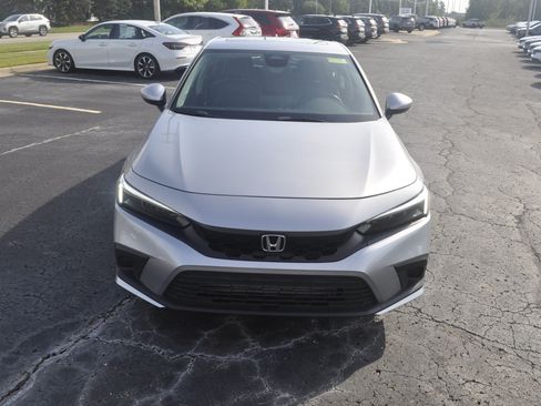Used 2023 Honda Civic EX-L image 2