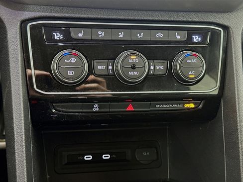 Used 2023 Volkswagen Atlas SEL R-Line AWD/4WD image 16