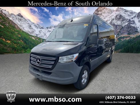 Used 2020 Mercedes-Benz Sprinter 2500 image 14