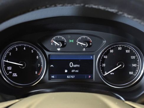 Used 2023 Buick Enclave Essence w/ Experience Buick Package image 21