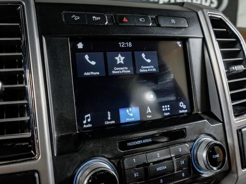 Used 2018 Ford F150 Platinum w/ Equipment Group 701A Luxury image 27