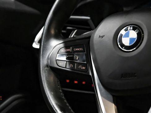 Used 2019 BMW 330i Sedan w/ Convenience Package image 18