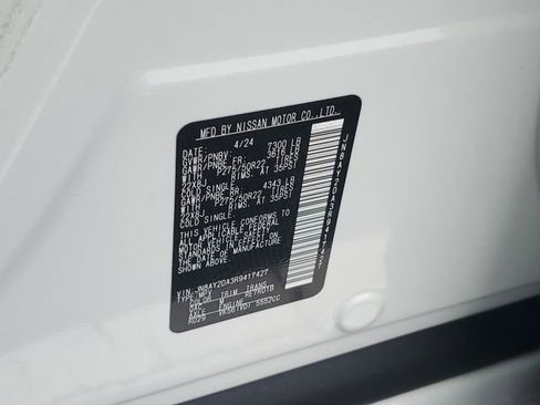 Certified 2024 Nissan Armada Platinum w/ Captain's Chairs Package image 24