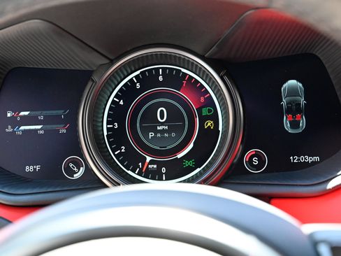 Used 2021 Aston Martin DB11 Coupe RWD image 28