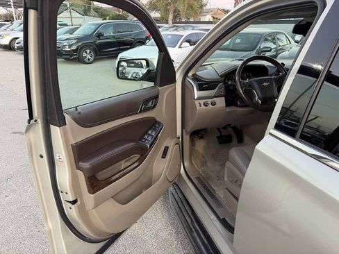 Used 2015 Chevrolet Tahoe LT AWD/4WD image 6