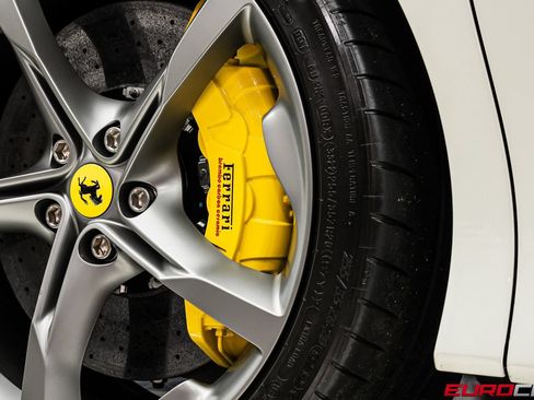 Used 2023 Ferrari SF90 Stradale AWD/4WD image 28