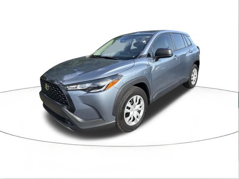 Used 2024 Toyota Corolla Cross L FWD image 4