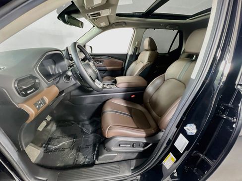 Used 2025 Honda Pilot Elite image 21